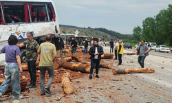Çanakkale'de zincirleme kaza: Çok sayıda ölü var!
