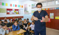 Diyarbakır'da geleceğin doktorları öğrencileriyle etkinlik düzenledi