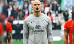 Eski Amedsporlu kaleci takımını şampiyon yaptı