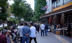 Hangi ilçeler, İl nüfus sayılarını geçmiş durumda?