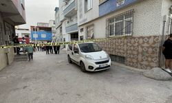 Sokak ortasında silahlı saldırı: Saldırgan aranıyor!