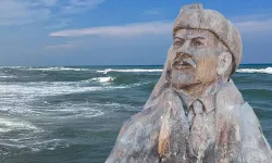 1993’te kaybolan Lenin heykeli, yeniden halkla buluşuyor