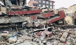 Deprem davasında 13 kamu görevlisine soruşturma izni