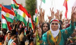 Kürtlerde toplumlaşma ve yönetim yapısı nasıl gelişti?