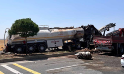 Şanlıurfa’da yakıt tankeri devrildi: 1 yaralı