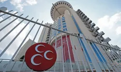 MHP’li 2 belediye meclis üyesi partisinden istifa etti
