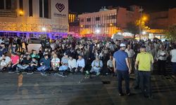 Diyarbakır’da Şeyh Said Meydanı’nda Gazze için Namaz kılındı