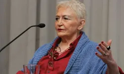 Edebiyatın usta kalemi Pınar Kür hayatını kaybetti