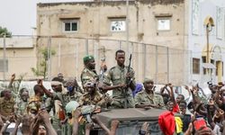 Mali'de darbe girişimi engellendi