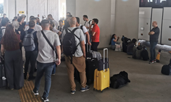 AJet uçağı Yüksekova'ya inemedi, yolcular Diyarbakır’a yönlendirildi