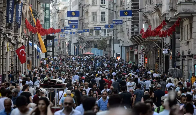 İstanbul’a bayramın ikinci günü turist akın etti