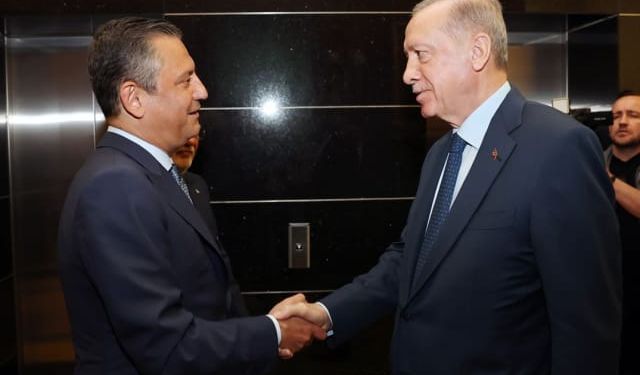 Erdoğan ve Özel arasındaki görüşme sona erdi