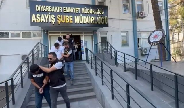 Diyarbakır merkezli 6 ilde E-devlet sitesi taklitçilerine operasyon: 26 tutuklu!