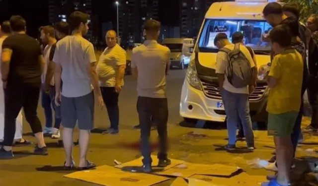 Diyarbakır’da minibüs yayalara çarptı: 1 kişi öldü