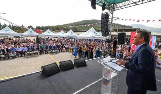 Özel’den Erdoğan’a Lübnan tepkisi: Yeni sığınmacılar değil, mevcutları geri gönder