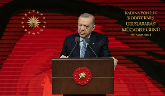 Erdoğan: Dinimize yönelik saldırılara karşı direnmeliyiz