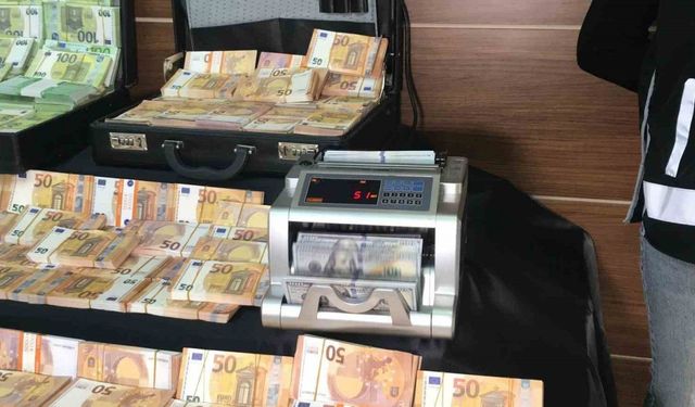 İstanbul’da milyonlarca sahte dolar ve avro ele geçirildi