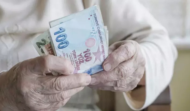 4 bin TL emekli bayram ikramiyesi ödemeleri yarın başlıyor