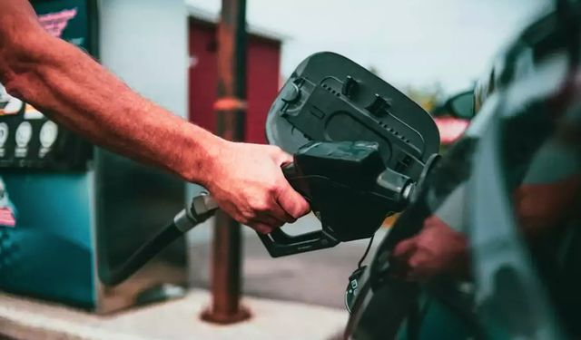 Benzin ve motorine zam bekleniyor: 3 ilde fiyatlar 47 TL’yi aşacak