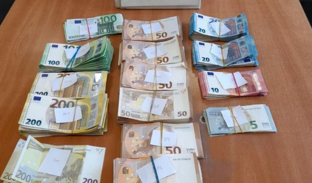 Kapıkule sınırında buzdolabına gizlenmiş 62 bin euro yakalandı
