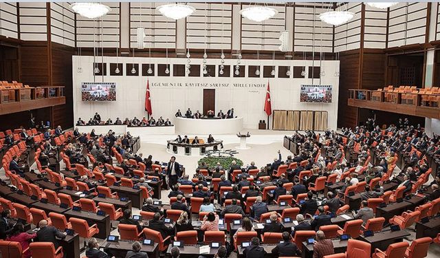 6 şubat'tan beri muhalefetin deprem konulu 42 yasa önergesi engellendi!