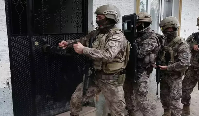 İstanbul’da 1 Mayıs öncesi operasyon: Çok sayıda eve baskın