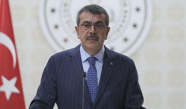 Proje okuluna atama iddialarına Bakan Tekin'den yanıt