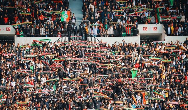 Amedspor taraftar gruplarından çözüm süreci mesajı: “Yurtseverlik bilincimizi koruyacağız”
