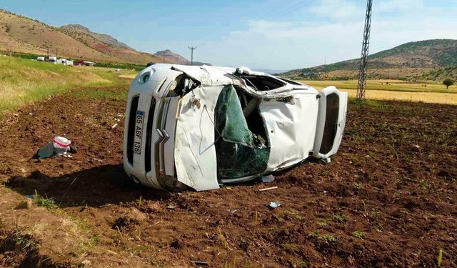 Batman’da kamyonet devrildi, 1 kişi hayatını kaybetti