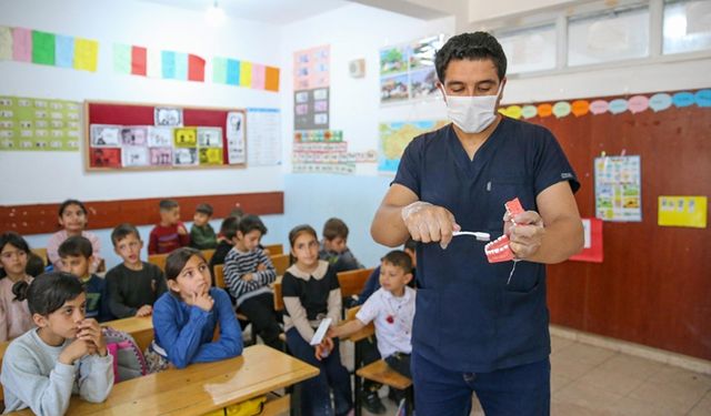 Diyarbakır'da geleceğin doktorları öğrencileriyle etkinlik düzenledi
