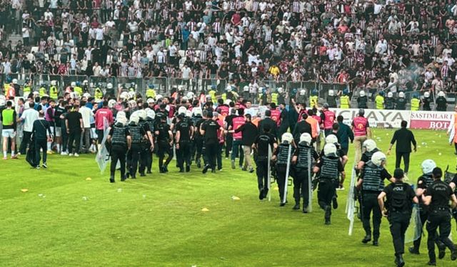 Elazığspor hükmen mağlup: Vanspor final bileti aldı