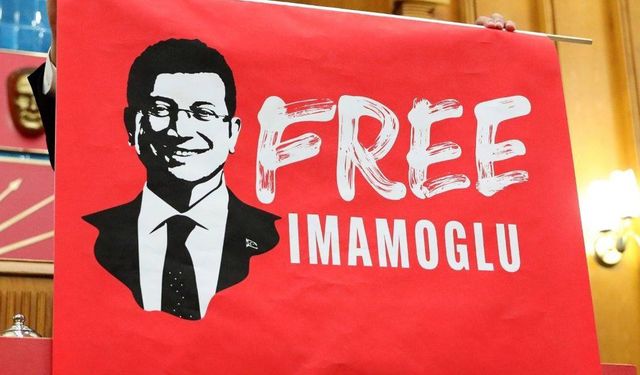 Esenler’deki CHP mitingine İmamoğlu posterleriyle giriş engellendi