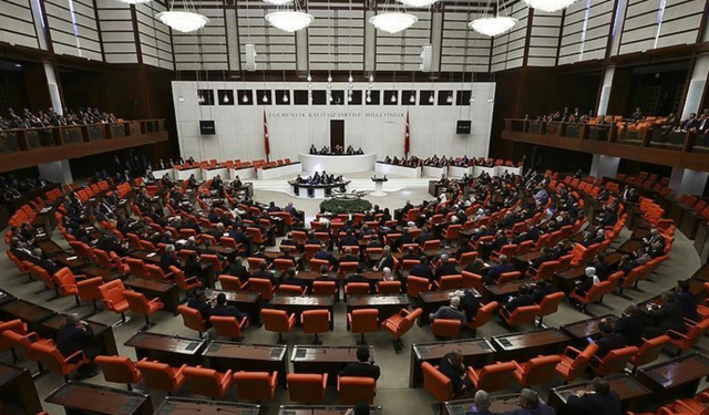 İnfaz düzenlemesi için üç partiden uzlaşma