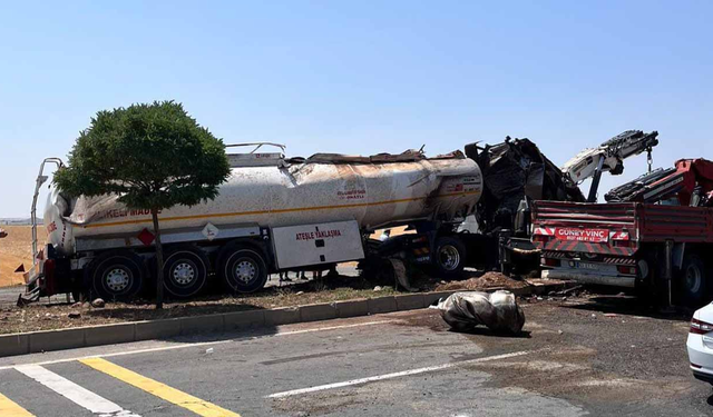 Şanlıurfa’da yakıt tankeri devrildi: 1 yaralı