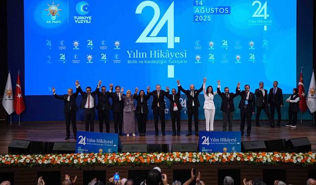 AK Parti, 9 belediye başkanını daha kadrosuna katıyor