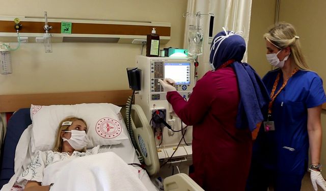 Hastaneye gitmeden diyaliz tedavisi başladı