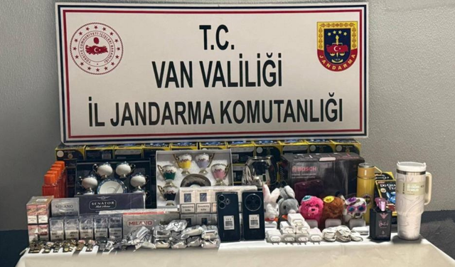 Kaçak çaydan silaha, yüklü miktarda malzeme yakalandı