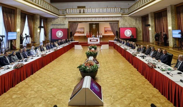 Milli Dayanışma komisyonunda boş sandalyeler için kritik toplantı