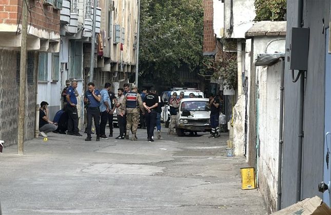 Şanlıurfa'da polis ekiplerine ateş açıldı