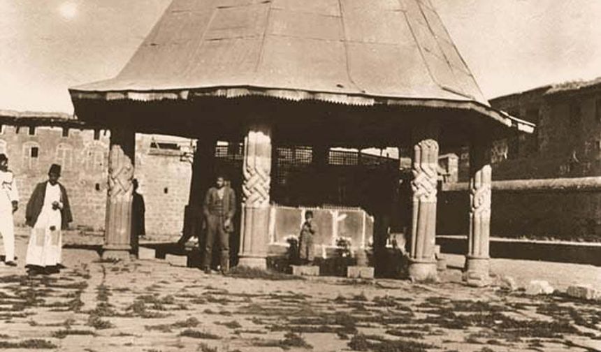  - 1564-1572 yılları arasında
- Diyarbakır'ın 13. Osmanlı Valisi Behram Paşa yapmıştır. 

Kaynak: Kültürevtanteri