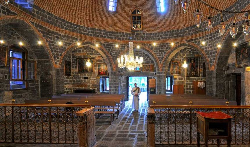 - Farklı dönemlerde yapılmış ve ek yapılar eklenerek kompleks bir yapı grubu oluşturulmuştur.

Kaynak: Kültürportalı