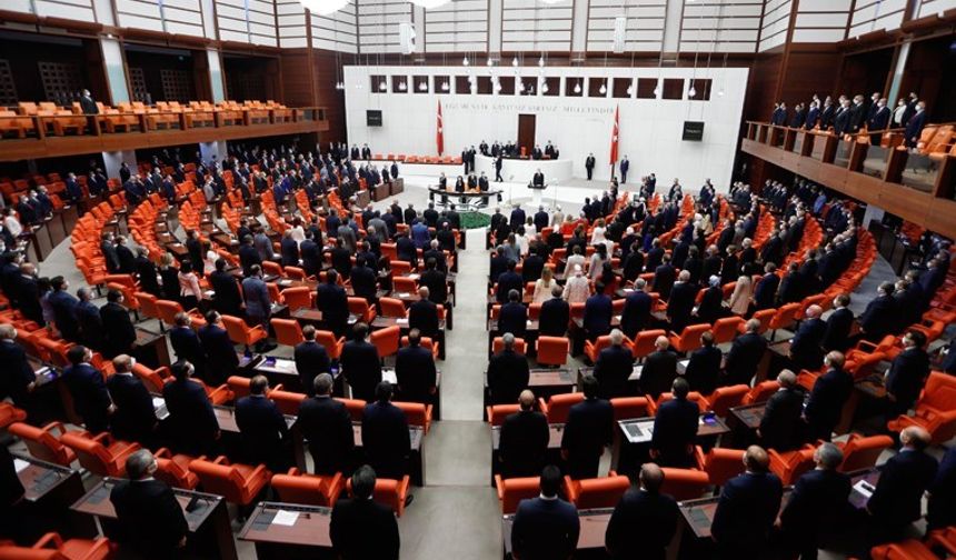 Meclis'te komisyon seçimleri ve hukuki düzenlemeler gündemde