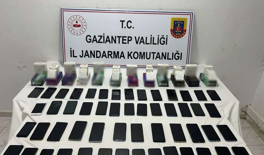 Antep’te gümrük kaçağı elektronik eşyalar ele geçirildi