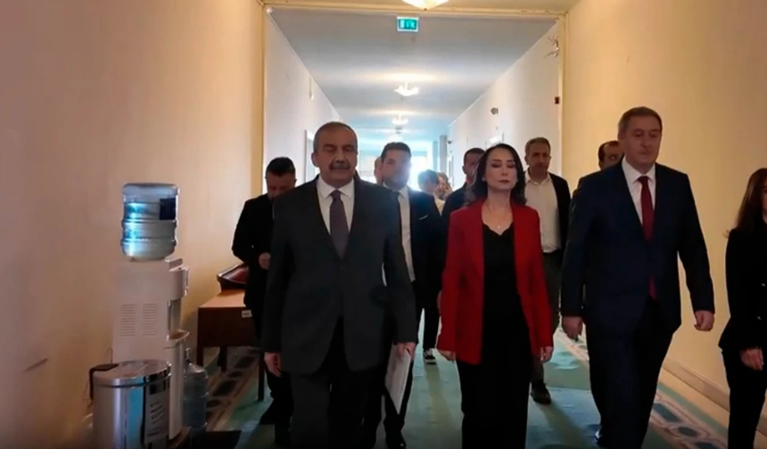 DEM Parti'nin AK Parti ile görüşmesi başladı