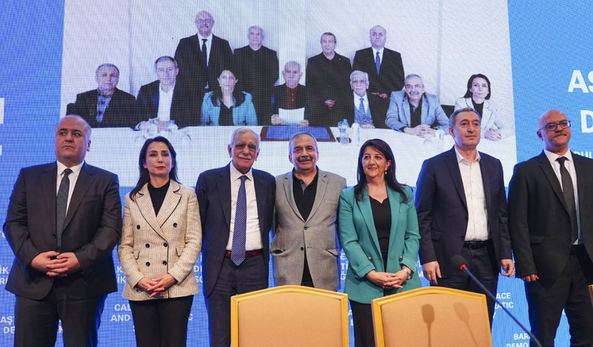 DEM Parti heyeti beşinci kez İmralı yolunda