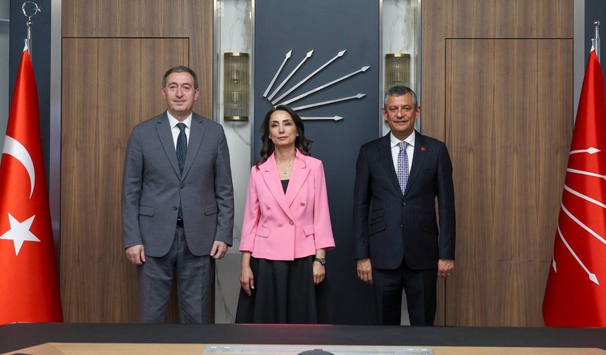 DEM Parti, Özgür Özel ile görüşme gerçekleştirdi