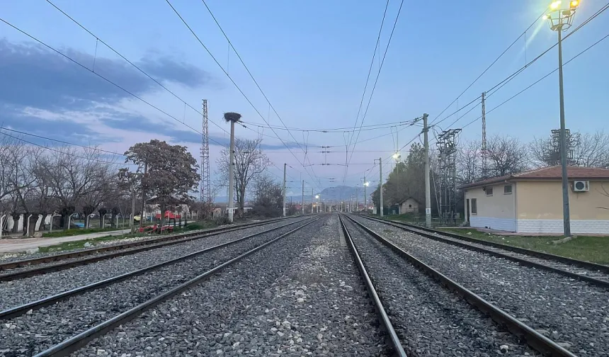 Demiryolu hattında kimyasal ilaçlama uygulaması başlıyor: Vatandaşlar uyarıldı!