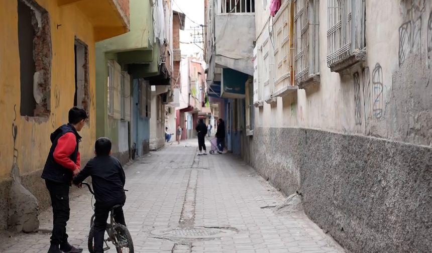 Diyarbakır’da bu Mahallenin sorunları bitmek bilmiyor