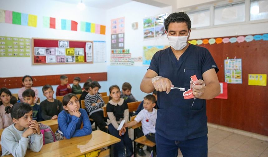 Diyarbakır'da geleceğin doktorları öğrencileriyle etkinlik düzenledi