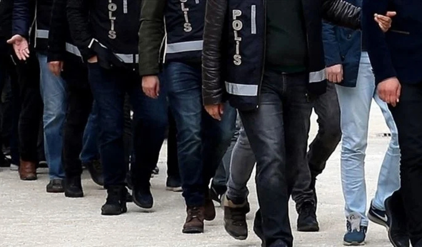 İki aşamalı denetimde 975 kişi gözaltına alındı